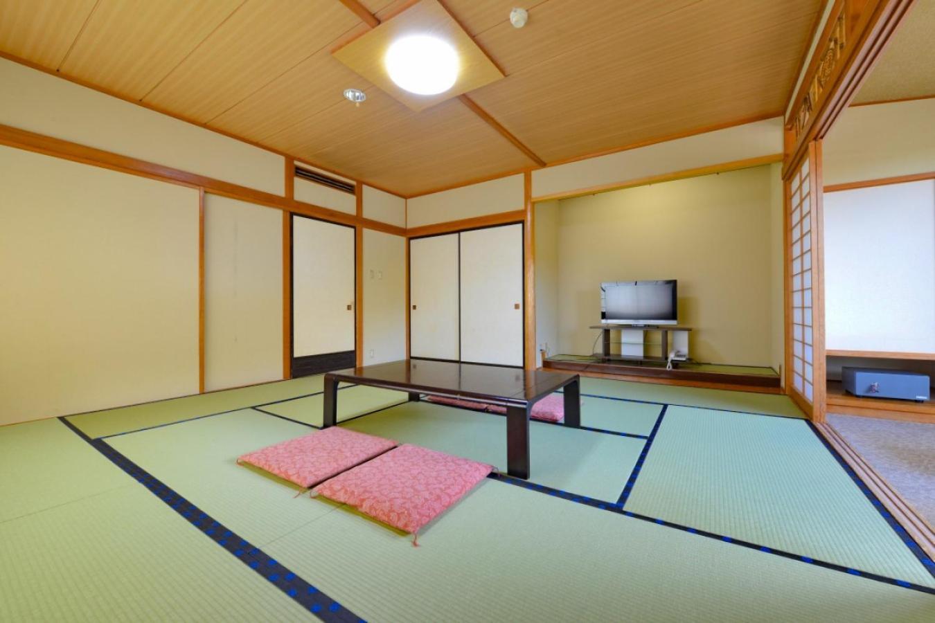 上田市 Ooedo Onsen Monogatari Shinshu Kakeyu酒店 客房 照片